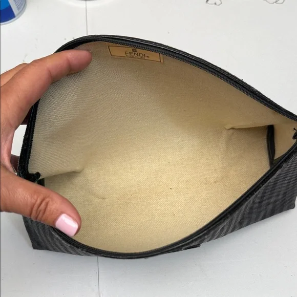 Fendi Black Striped Toiletry Bag - Picture 6 of 7